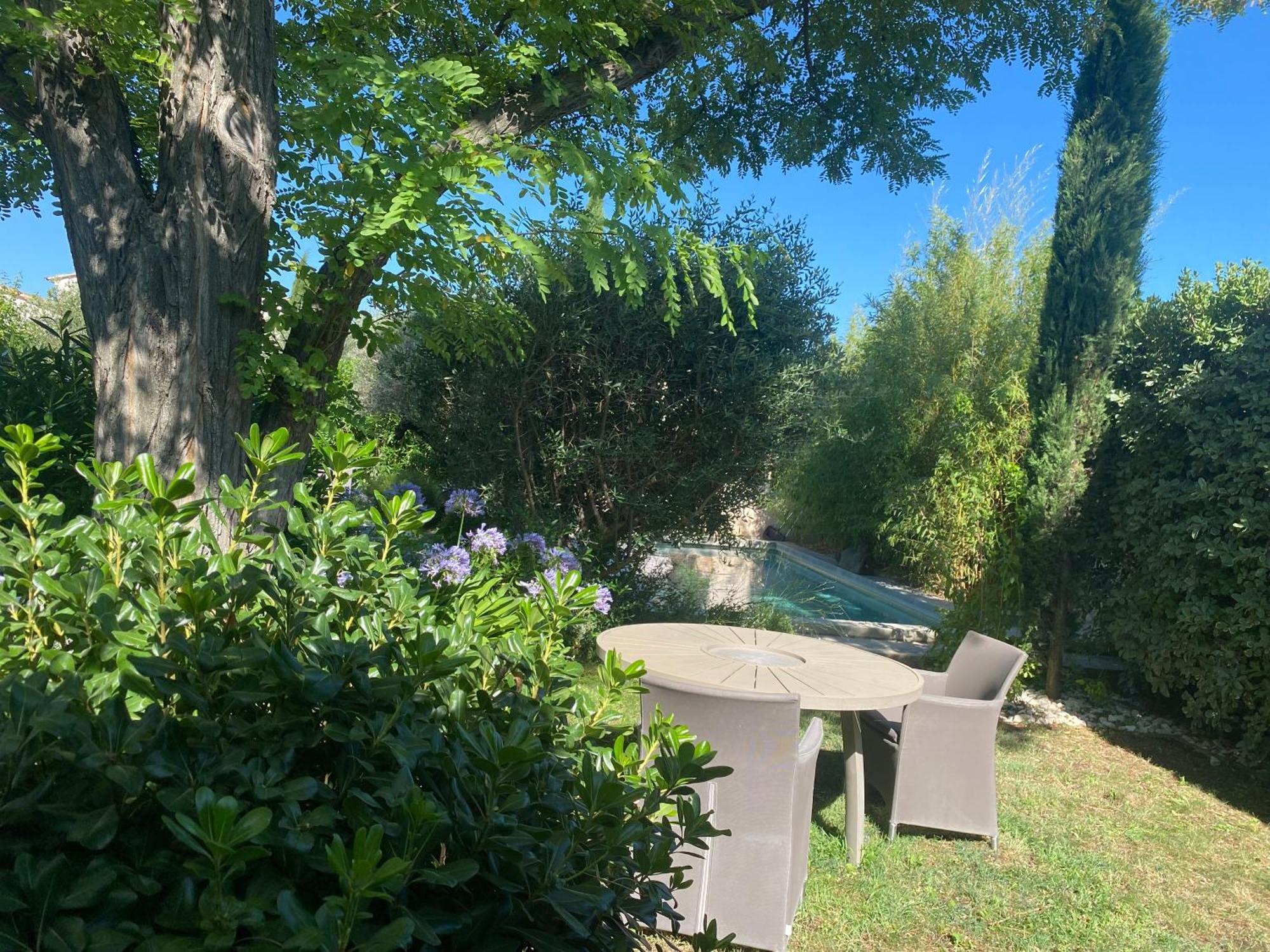 La Paradoune 3 Luaran gambar